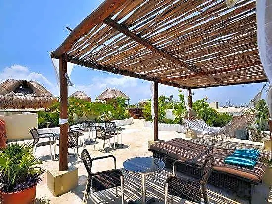 Encanto Riviera 4*